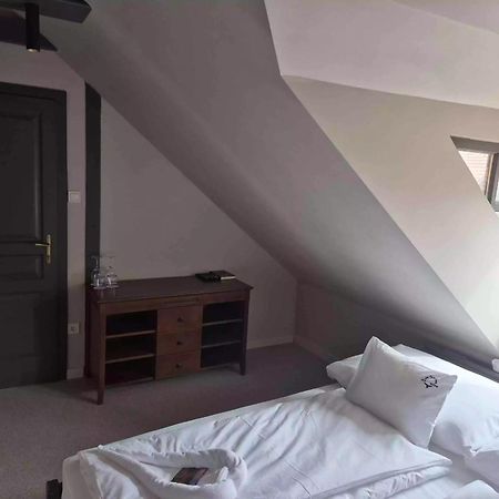 Barka Galeria Hotel Es Etterem Tállya Extérieur photo