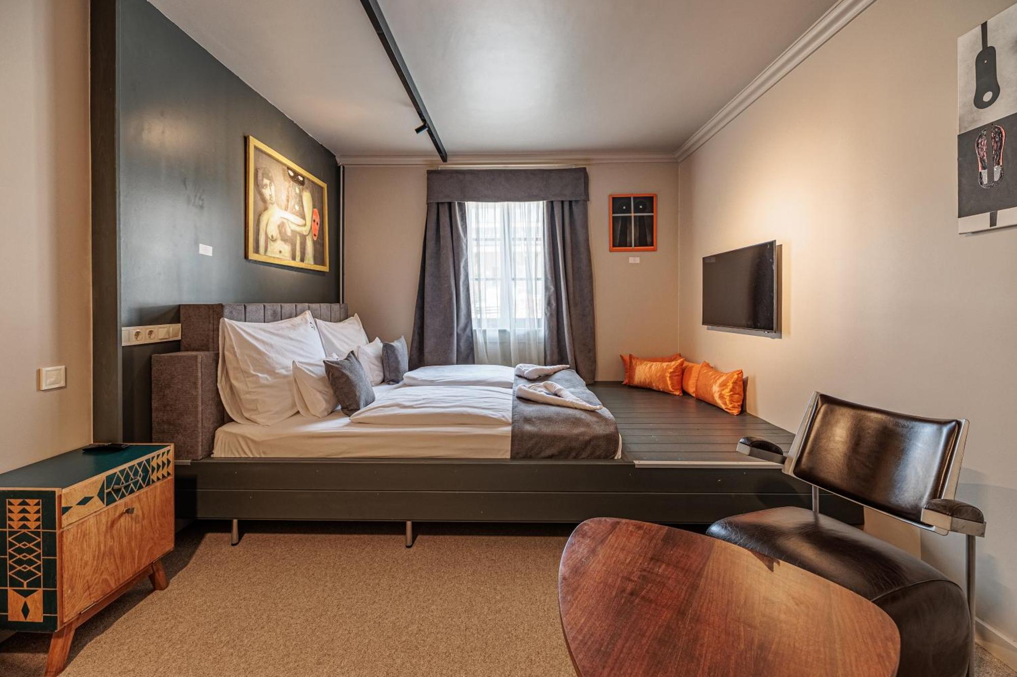 Barka Galeria Hotel Es Etterem Tállya Extérieur photo