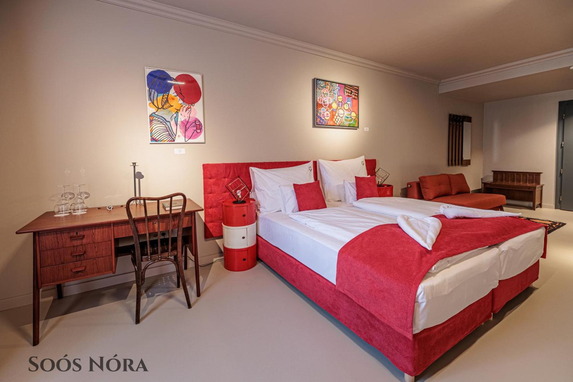 Barka Galeria Hotel Es Etterem Tállya Extérieur photo